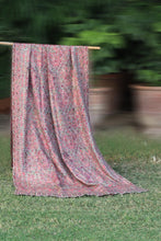 Load image into Gallery viewer, Intricate Kalam-kari shawl
