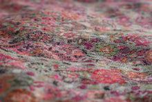 Load image into Gallery viewer, Intricate Kalam-kari shawl
